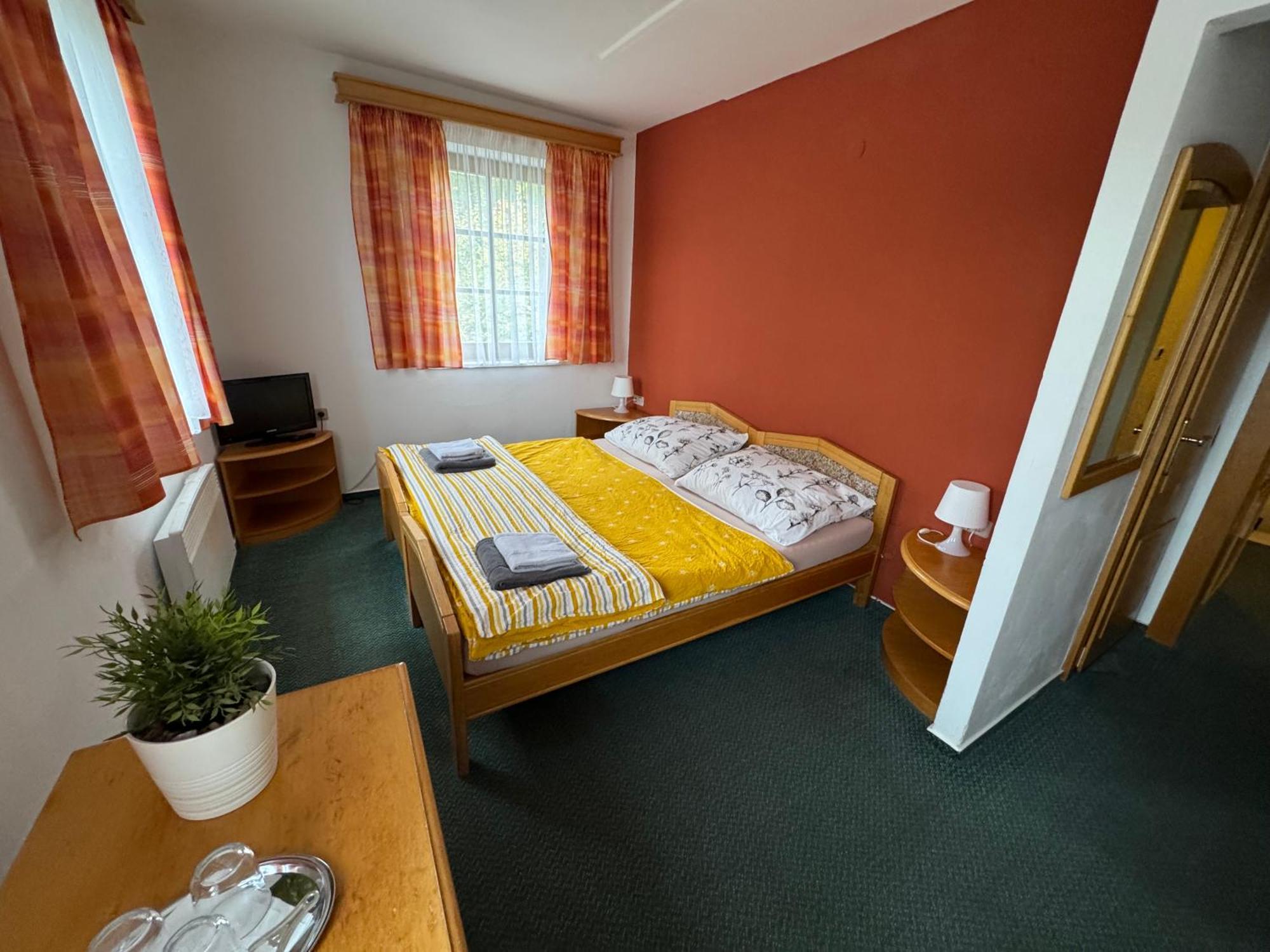 Lucni Dum Hotel Janske Lazne Room photo