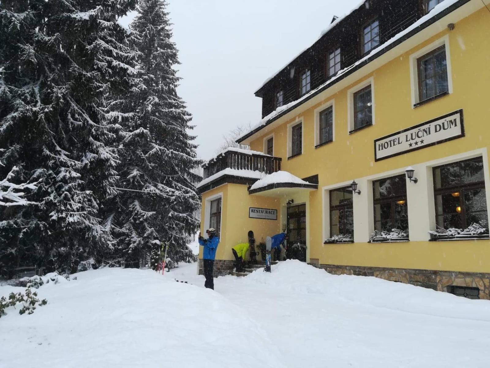 Lucni Dum Hotel Janske Lazne Exterior photo